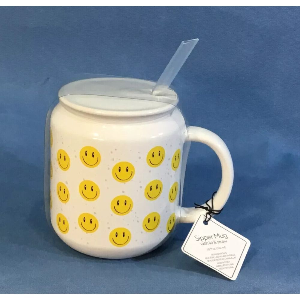 Smiley Yellow Happy Face Sipper Mug With Lid & Straw EVERYTHING FAB 18oz NWT‎